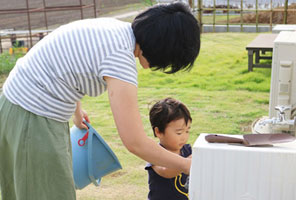 広い庭があるので、親も子もストレス無くテレワークができます